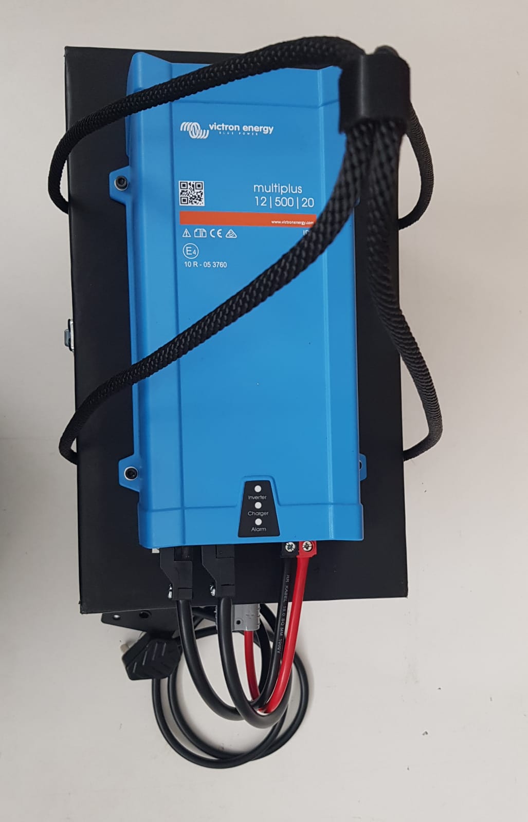 Sustainable 430W Power Box with Lead Acid Battery